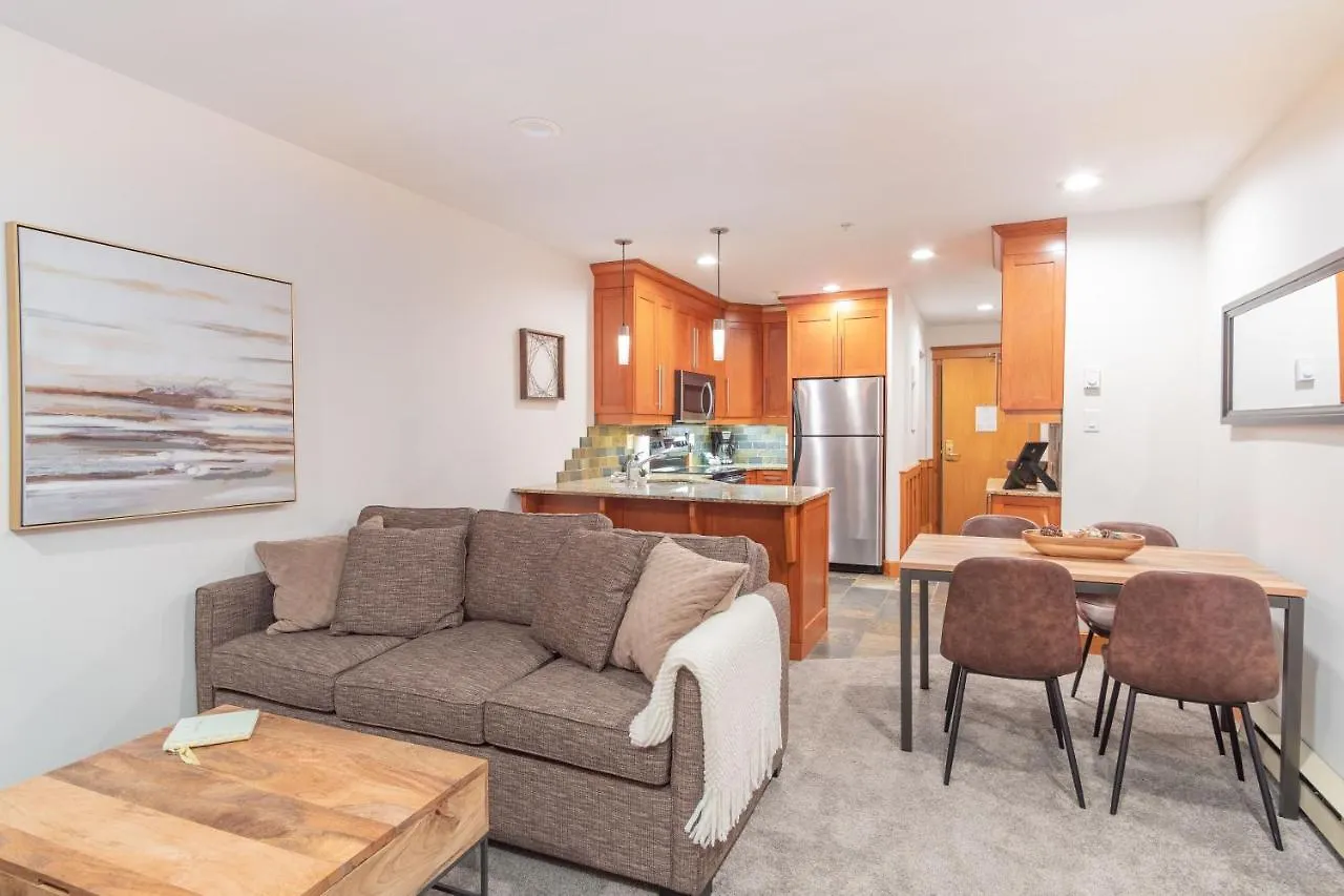Wildwood Lodge By Outpost Whistler Holiday home