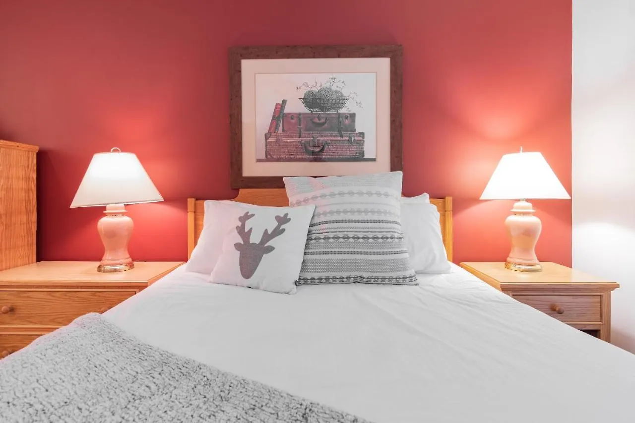 Wildwood Lodge By Outpost Whistler