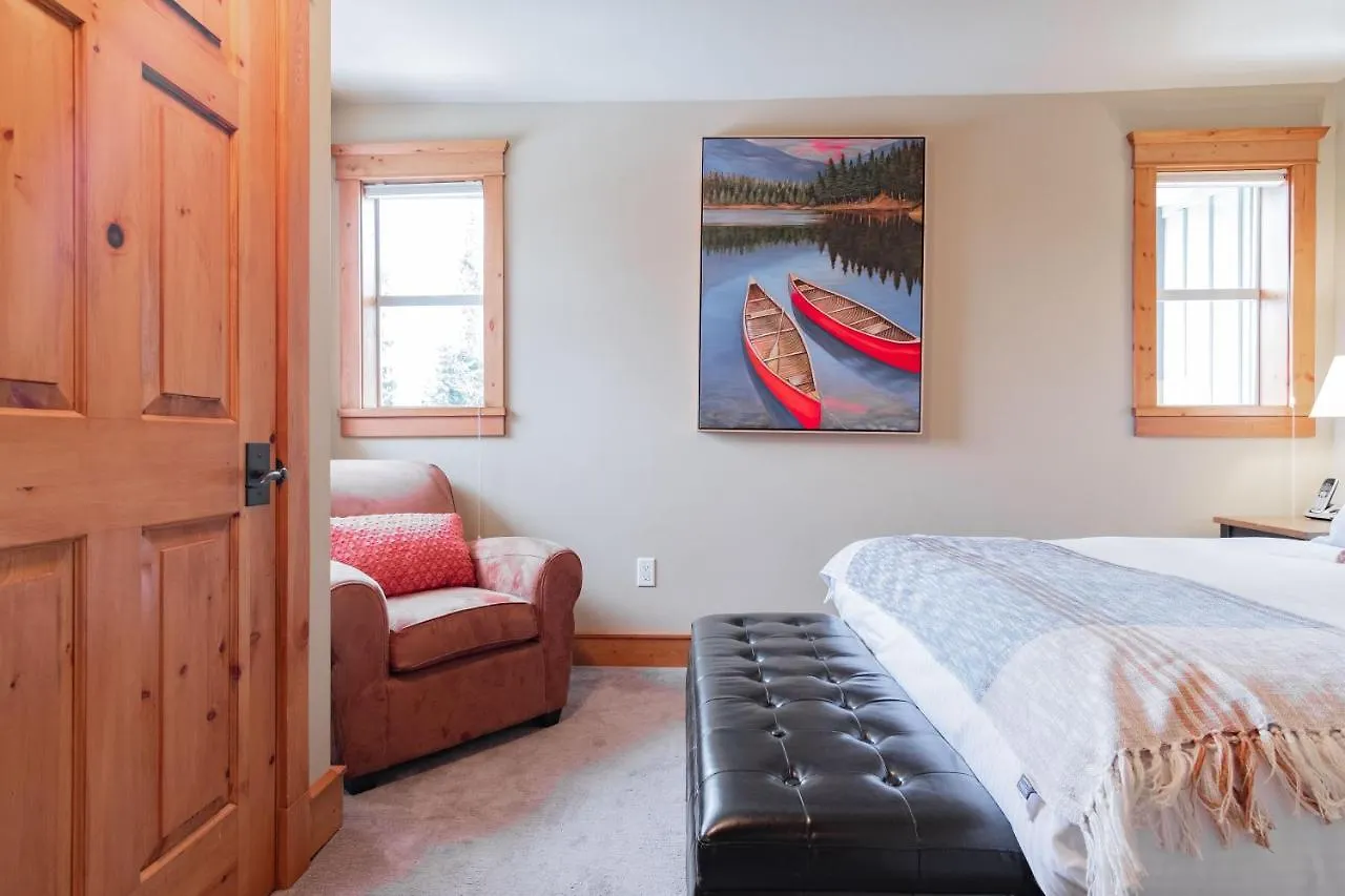 Wildwood Lodge By Outpost Whistler Holiday home